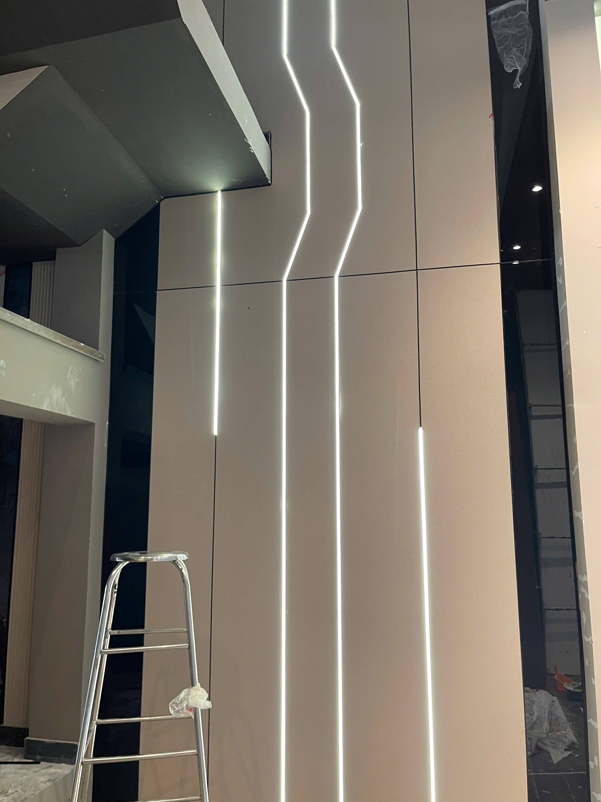 tấm than tre, tấm ốp tường than tre, ốp tường phòng khách, lam sóng than tre